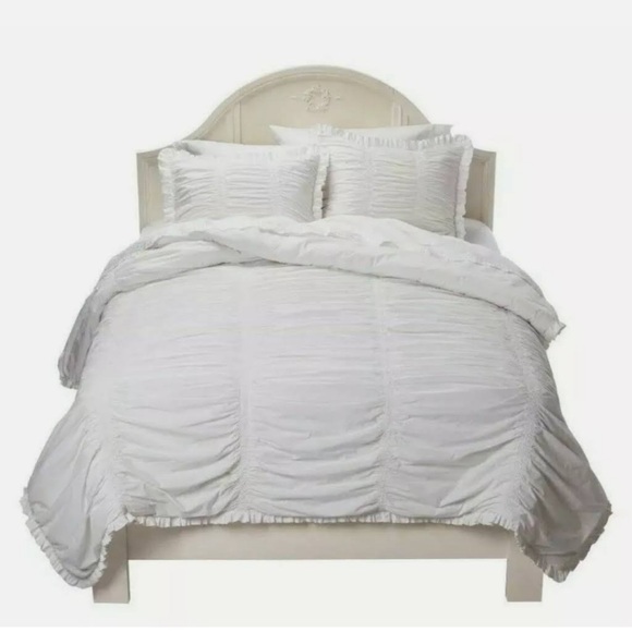 Shabby Chic Ruffle White Bedding Set - Picture 1 of 1